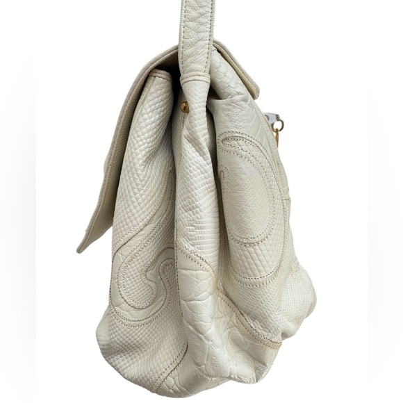 Sharif Vintage Leather Crossbody Bag - Picture 11 of 15